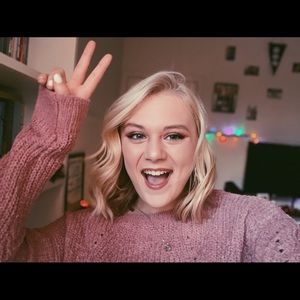 Meet your Posher, Lexie